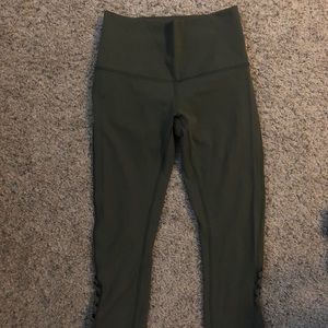 Lululemon hunter green tights